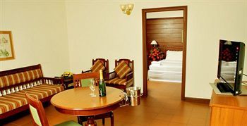 होटल Issacs Residency