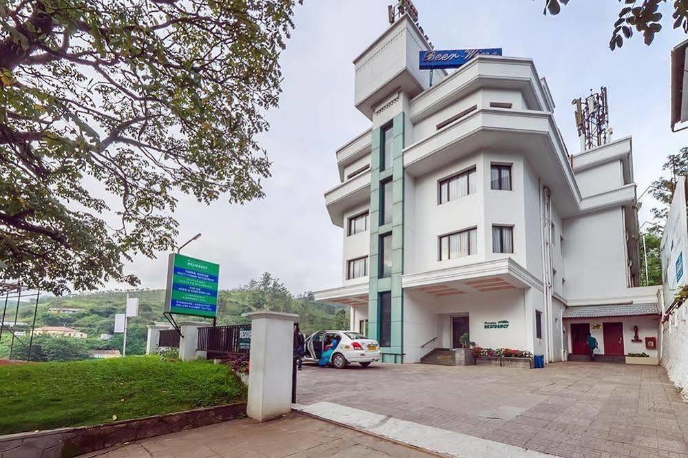 Issacs Residency होटल