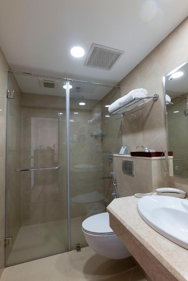 Hotel Issacs Residency